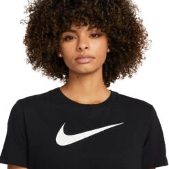 Camiseta Nike Dri-Fit Swoosh Mujer -JOMA Tienda de ventas camiseta nike dri fit swoosh mujer black white 2
