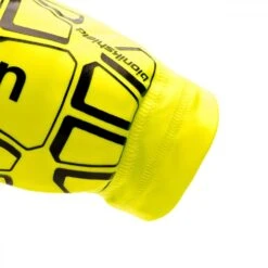 Espinillera Uhlsport Bionikshield -JOMA Tienda de ventas espinillera uhlsport bionikshield fluor yellow black 2