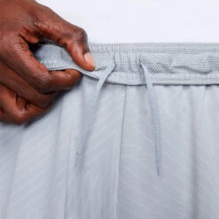 Pantalón Corto Nike Dri-Fit Strike -JOMA Tienda de ventas pantalon corto nike dri fit strike wolf grey white black 3