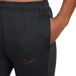 Pantalón Largo Nike Dri-FIT Strike Mujer 10 Pantalón Largo Nike Dri-FIT Strike Mujer -JOMA Tienda de ventas pantalon largo nike dri fit strike mujer off noir dark smoke grey dark russey 2